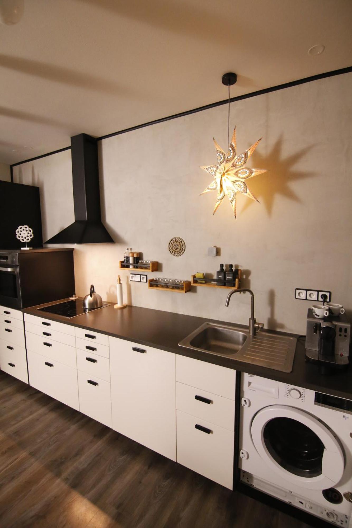 Large 120m With Garden And Cat Near Zoo Appartamento Praga